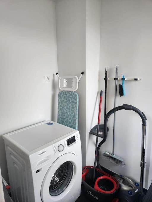 푼샬 Vista Mar - Ac, Parking And Pool 아파트 외부 사진