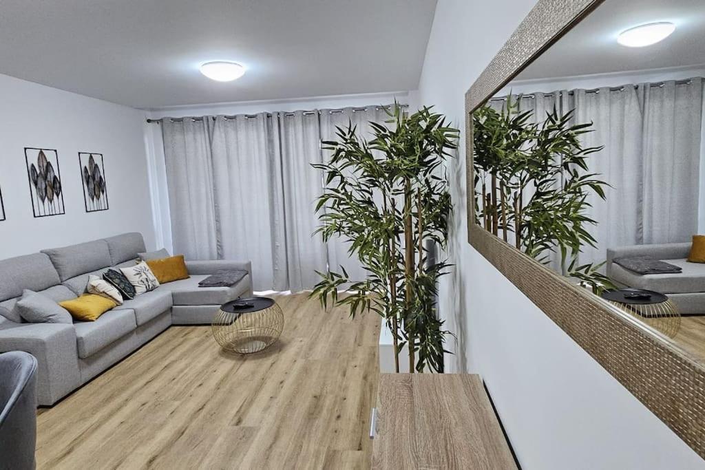 푼샬 Vista Mar - Ac, Parking And Pool 아파트 외부 사진